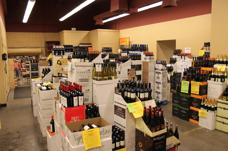 Esquin Wine & Spirits - Wine store in Seattle