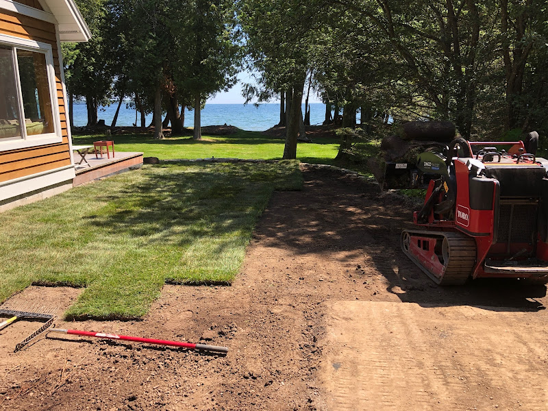 Appel Outdoor Maintenance - Landscaper in your area