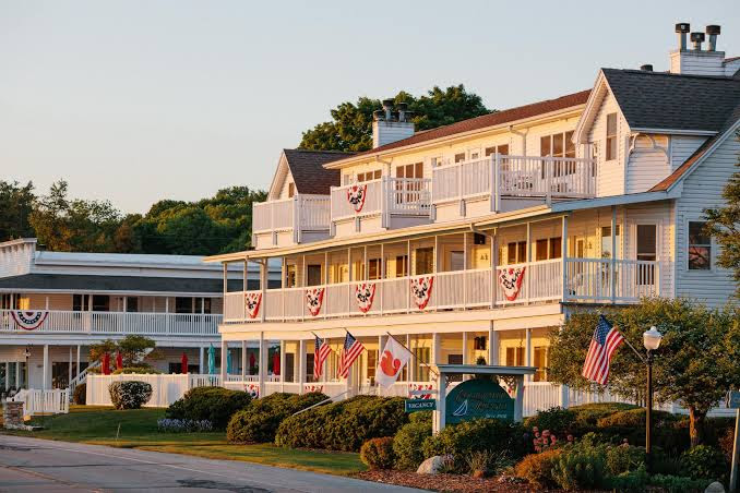 Edgewater Resort - Resort hotel in Ephraim