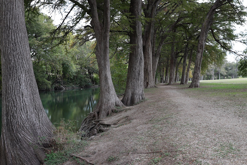 Cypress Bend Park - Tourist attraction in New Braunfels