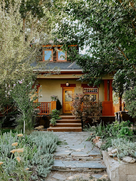 Angela Bond Group | Los Angeles Realtor @ KW Larchmont - Real estate agency in Los Angeles