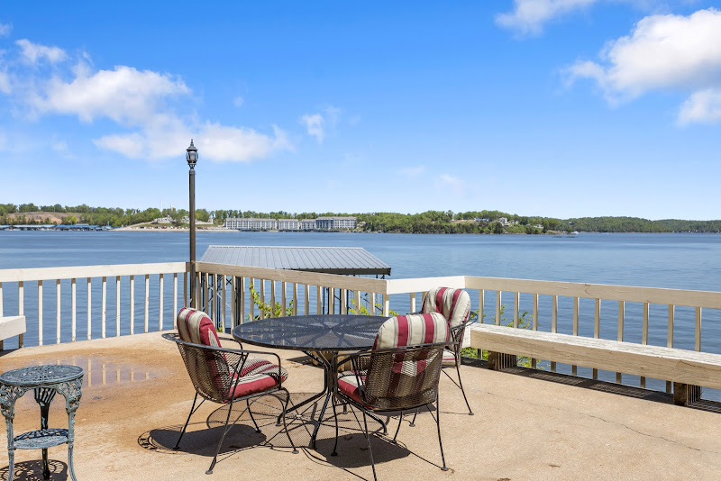 Your Lake Vacation - Vacation home rental agency in Osage Beach