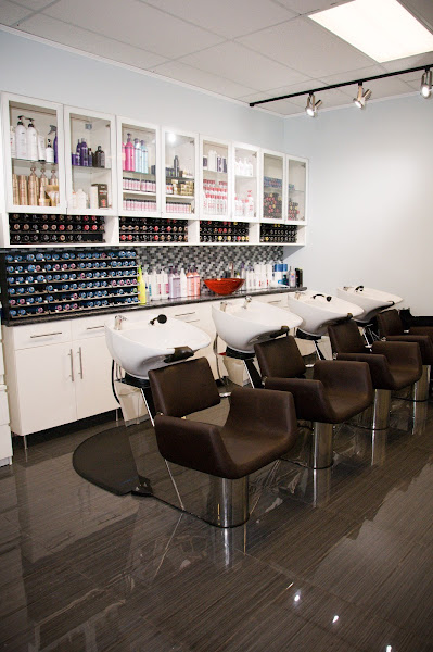 Inspire Salon by Mia