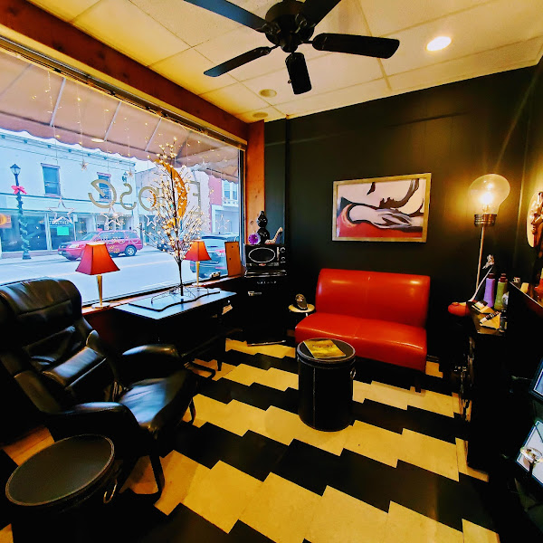 Eclipse Hair Design Studio - Hair salon in Elkhorn