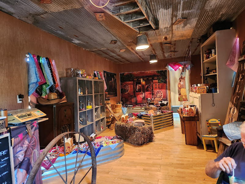 Wild West Sweet Shoppe - Ice cream shop in Gravois Mills