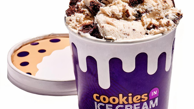 Insomnia Cookies - Ice cream shop in Chattanooga