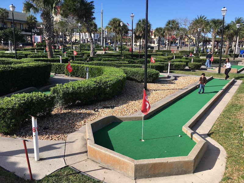 Ripley's Bayfront Mini Golf