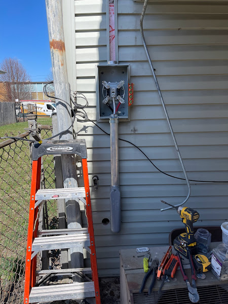 Mr. Mighty Electric - Electrician in Chicago