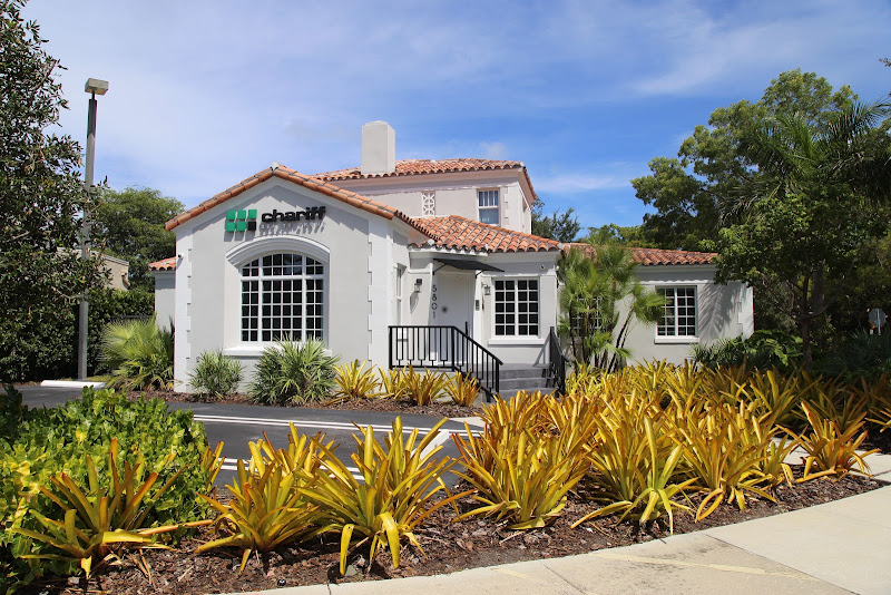 Chariff Realty Group Commercial Miami Real Estate - Commercial real estate agency in Miami