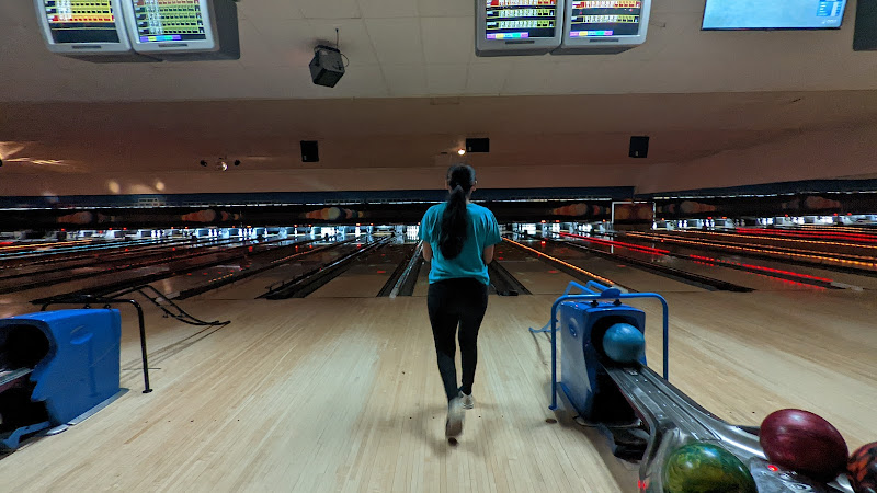 Peak Bowl - Bowling alley in Colorado Springs