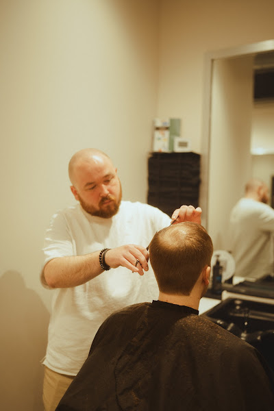 Groom for Gentlemen - Barber shop in Chicago