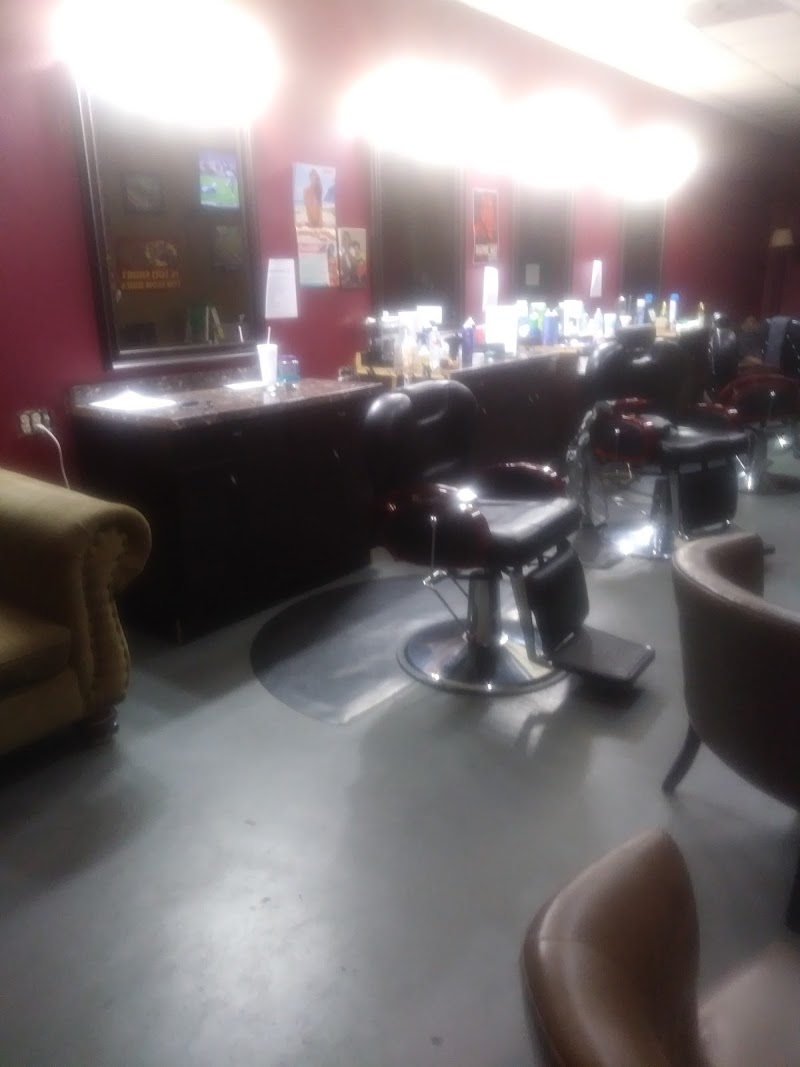 Maker's Barbershop photo
