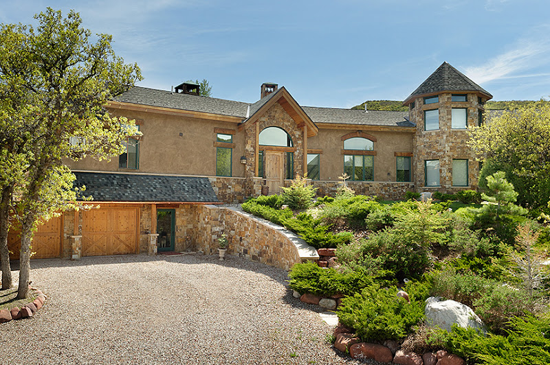 The Bineau Team | Aspen Luxury Real Estate Agents/Brokers - Real estate agent in your area