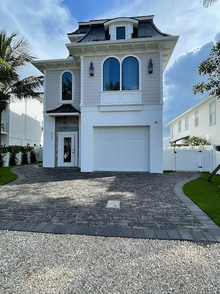 Serendipity Anna Maria - Vacation home rental agency in 101 S Bay Blvd B4