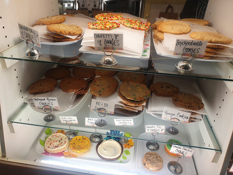 Sweet Mandy B's Bakery - Bakery in Chicago