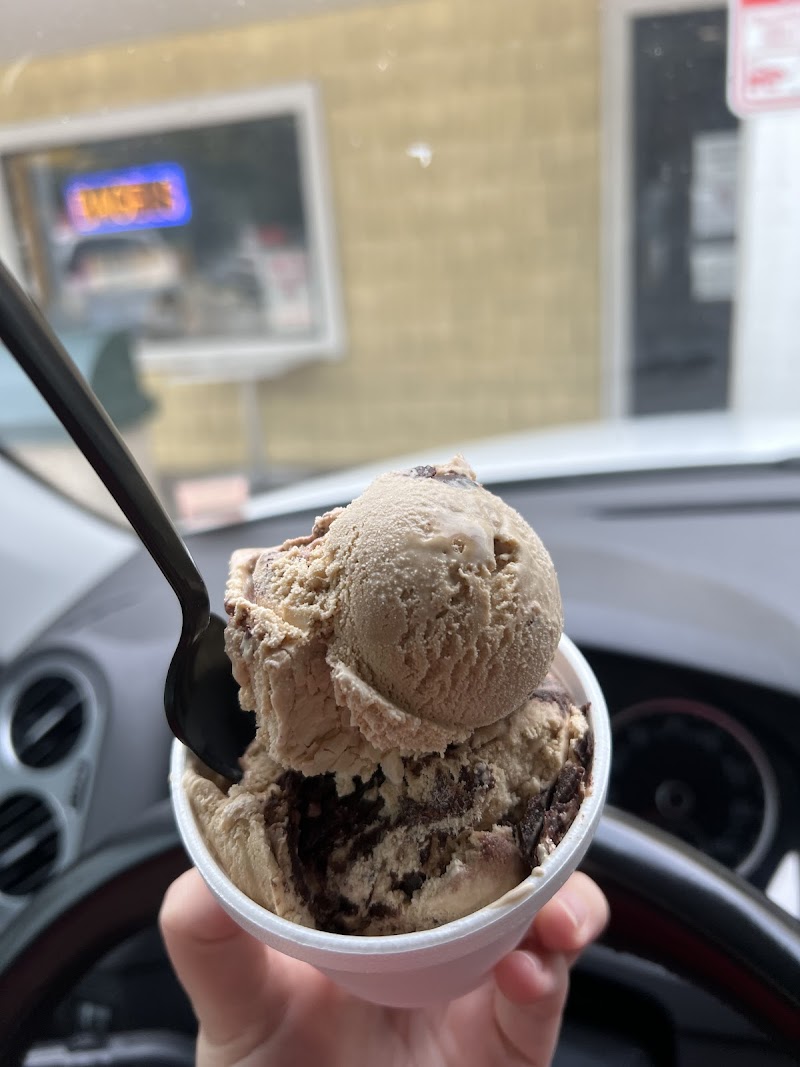 Weezy's Ice Cream photo