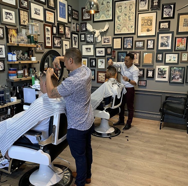 Phil's Barber Shop - Barber shop in Honolulu