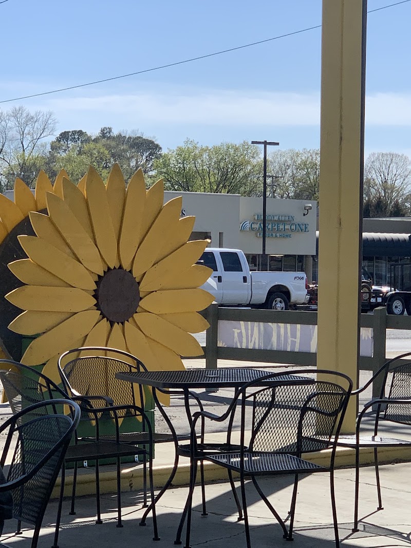 Sunflower Bakehouse - Vegan restaurant in Nashville