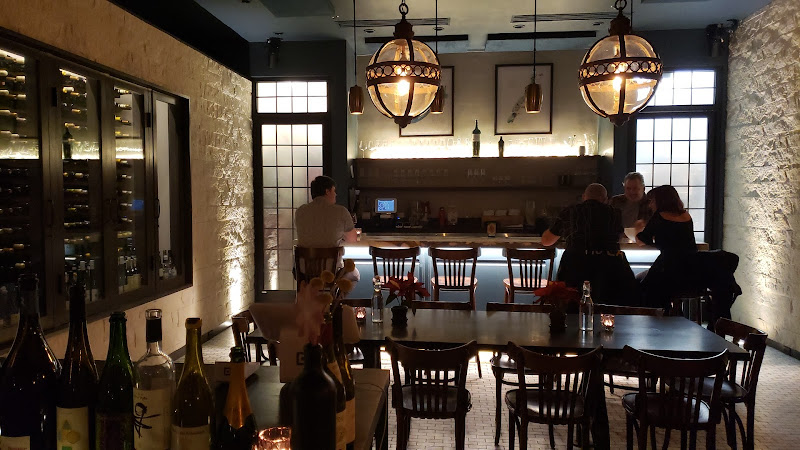Pluck Wine Bar & Restaurant - Wine bar in New Orleans