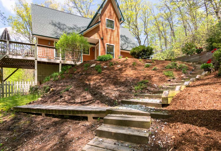 Asheville Vacation Cabins Inc - Vacation home rental agency in Asheville