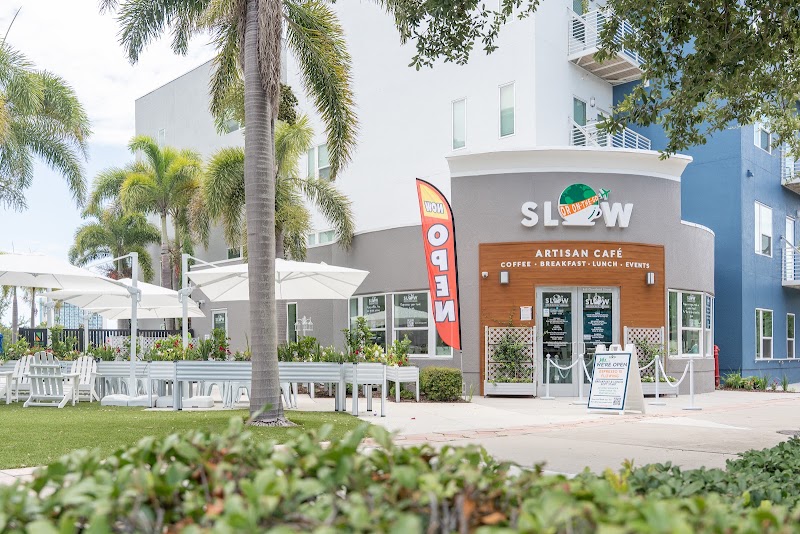 SLOW… Or On-The-Go™ Café