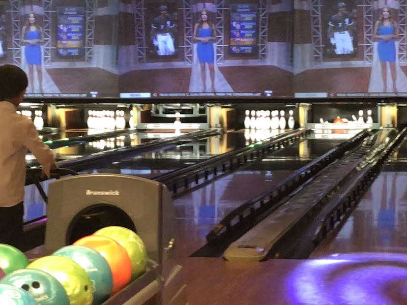 Play at The Broadmoor - Bowling alley in Colorado Springs
