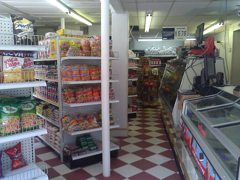 La Bodega Latina Grocery Store