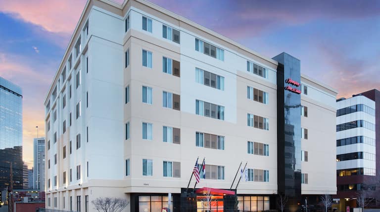 Hampton Inn & Suites Denver-Downtown - Hotel in Denver