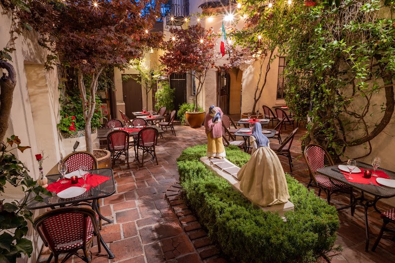 Little Napoli - Italian restaurant in Carmel-By-The-Sea