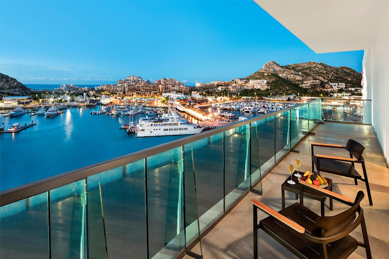 Breathless Cabo San Lucas Resort and Spa - Resort hotel in El Medano Ejidal