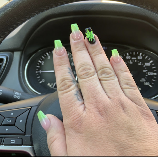 Katie's Nail & Spa - Nail salon in Broken Bow