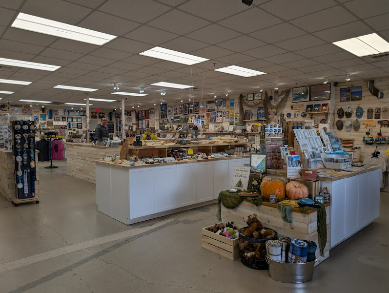 L.A.K.E. GIFT SHOP