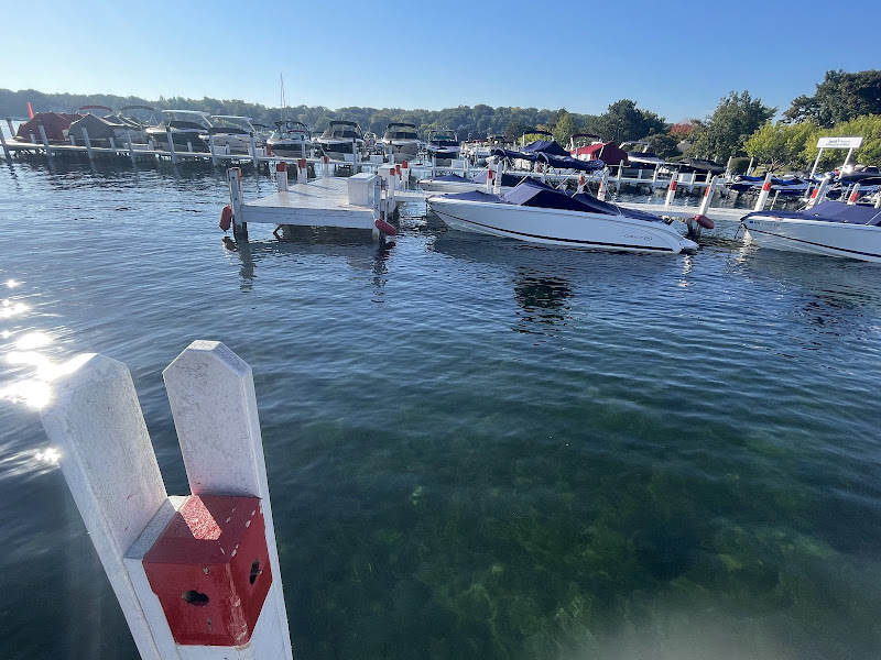 Gordy's Lakefront Marine Boat Rentals - Boat rental service in Fontana-On-Geneva Lake