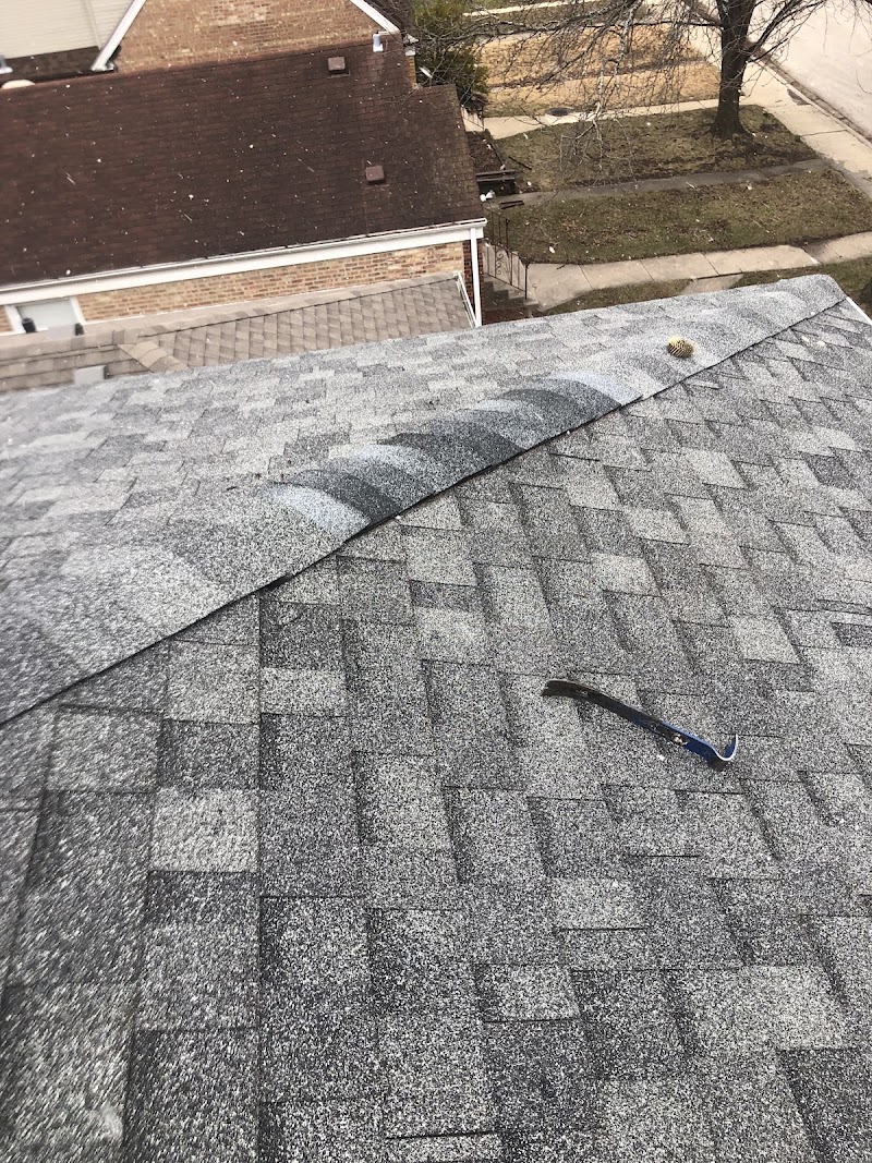 Midwest Roofing - Roofing contractor in Chicago