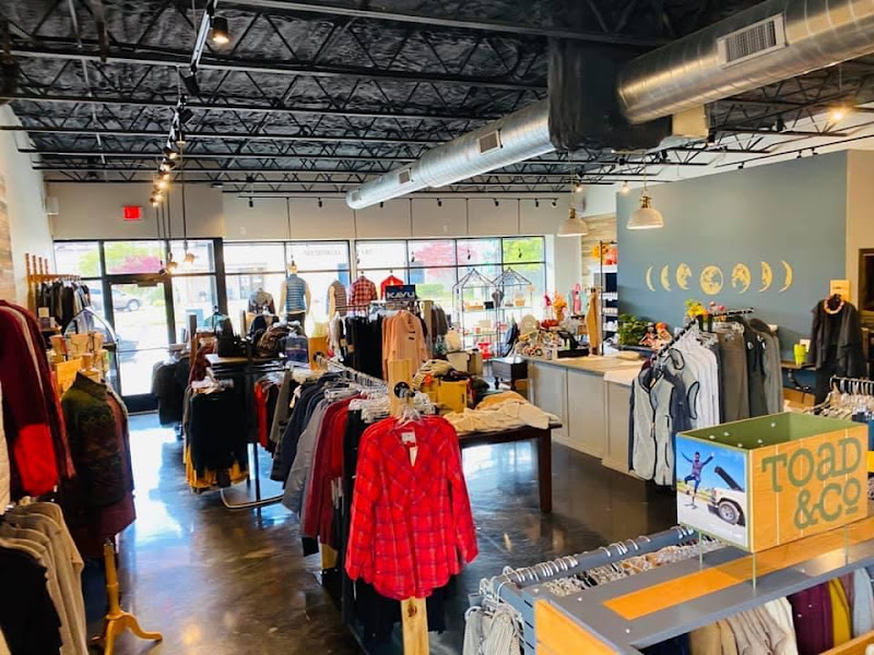 Crescent Moon of South Haven - Clothing store in South Haven