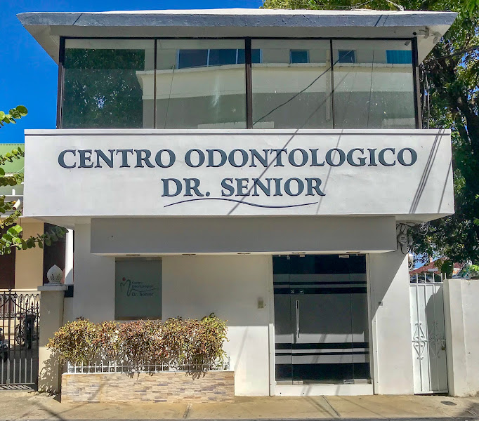 Centro Odontologico Dr. Senior - Dental clinic in Puerto Plata 57000