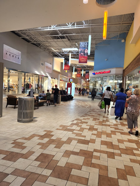 Terrace at Hamilton Place - Shopping mall in Chattanooga