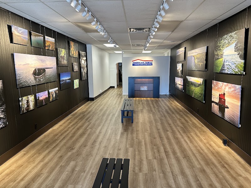 DoorCo Photo - Art gallery in Sturgeon Bay