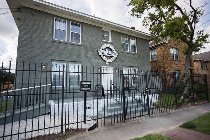 Wanderstay Houston Hostel