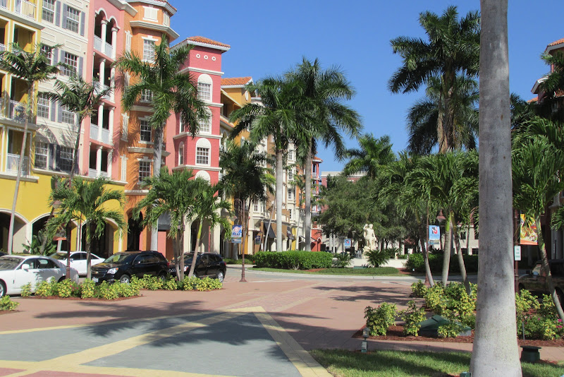 Bayfront of Naples