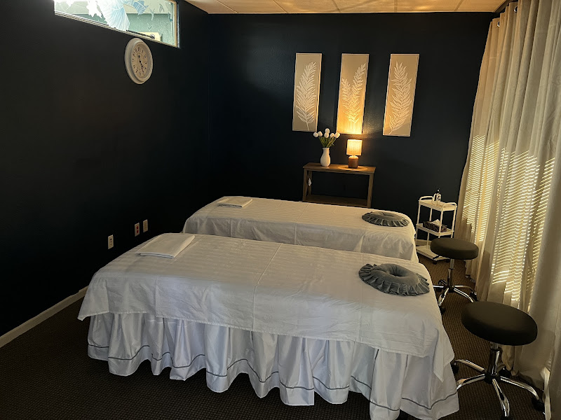 CHREE MASSAGE & SPA