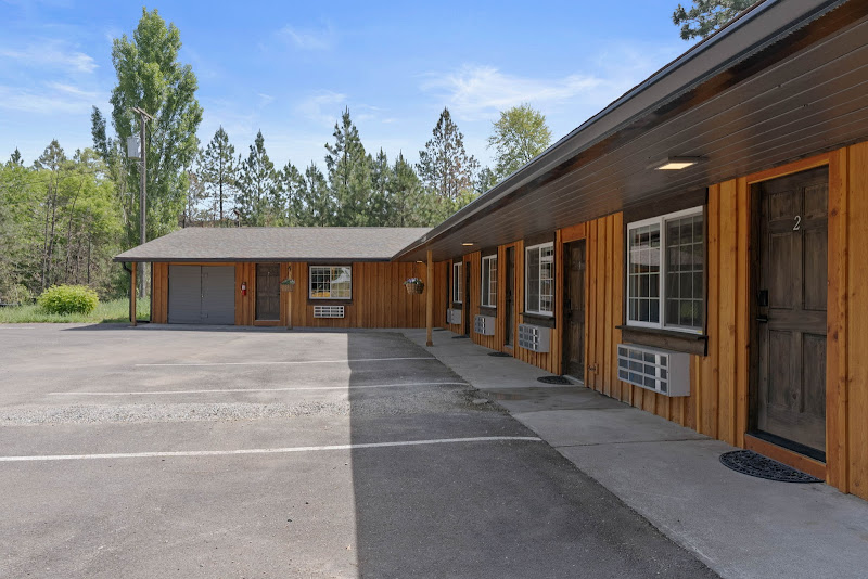 Lake Village Lodge - Inn in Coeur d'Alene