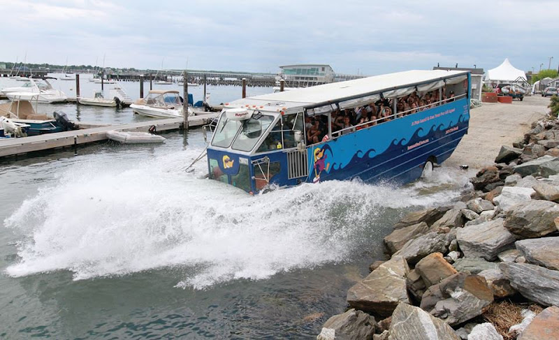 Quack N' Cruise Portland Maine (Maine Duck Tours) - Tourist attraction in Portland