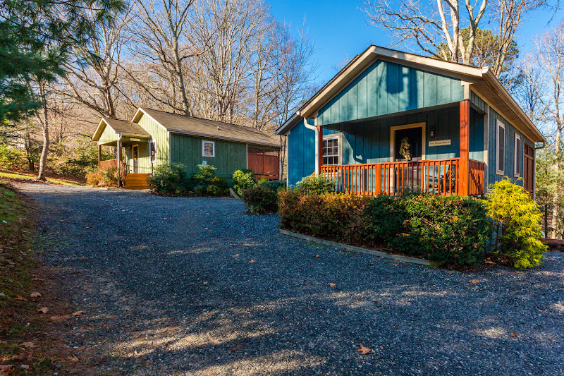 Asheville Luxury Cottages - Vacation home rental agency in Asheville