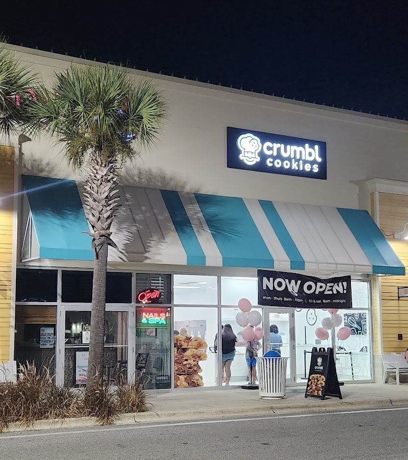 Crumbl - Bakery in Panama City