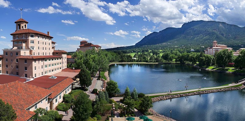 The Broadmoor - Resort hotel in Colorado Springs