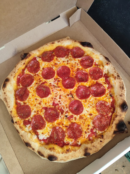 Rolling Pizza - Pizza restaurant in La Deportiva