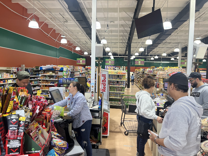 National Supermarket - International Drive South