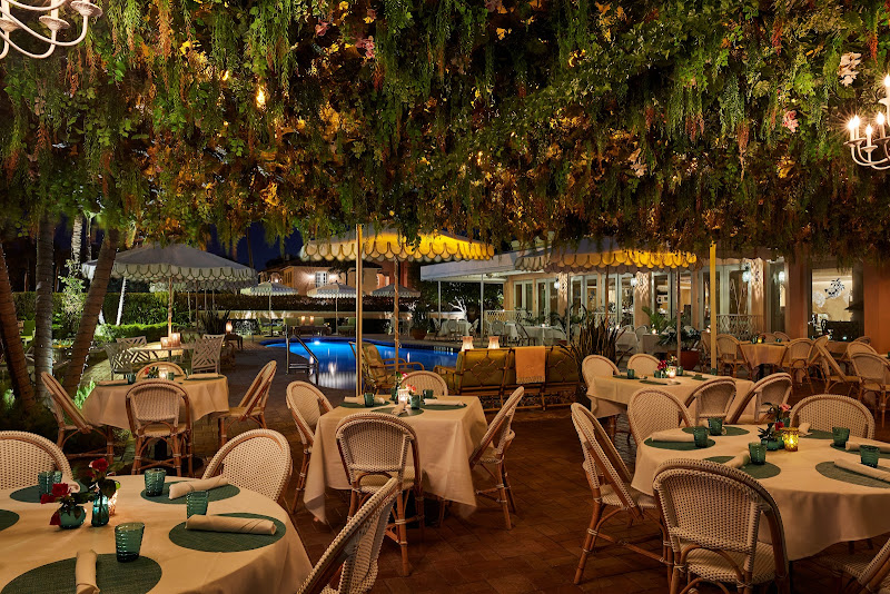 Swifty's at the Colony Palm Beach