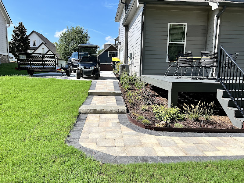 Premium Lawn & Landscaping - Landscaper in Chattanooga